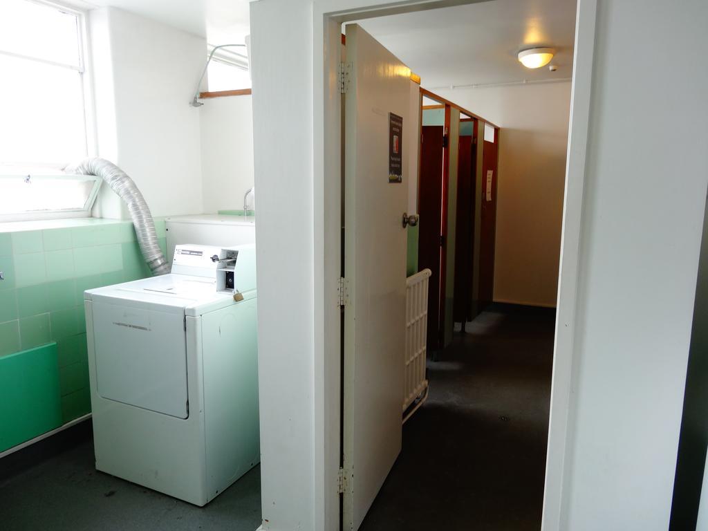 Lodge In The City Веллингтон Номер фото